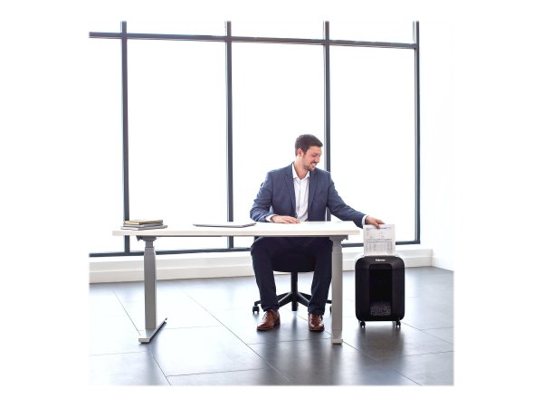 Fellowes LX85 - 22,4 cm - 4 × 40 - 19 L - 75 dB - Pulsanti - 4 ruota(e)