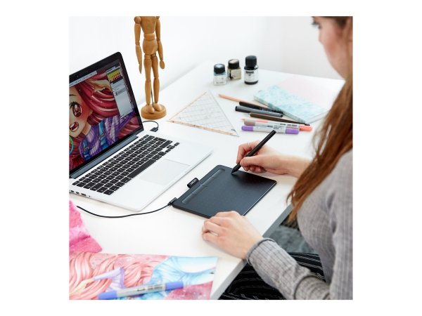 Wacom Intuos S - Cablato - 2540 lpi (linee per pollice) - 152 x 95 mm - USB - 7 mm - Penna