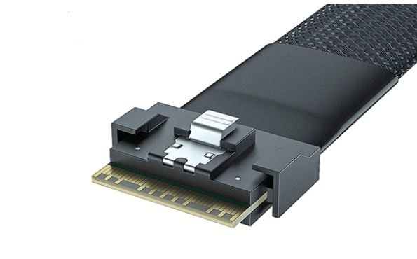 BROADCOM 05-60006-00 - 1 m - x8 SFF-8654 - 8 x U.3 SFF-8639 - 9560-16i 9560-8i 9580-8i8e 9500-16i 95