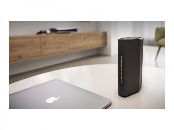 Netgear Nighthawk RS100 Dual-Band WiFi 7 Router - Router - WLAN