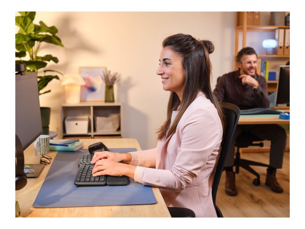 Trust Keyra Ergo Multi CONNECT wireless keyboard US - Tastiera - 111 tasti