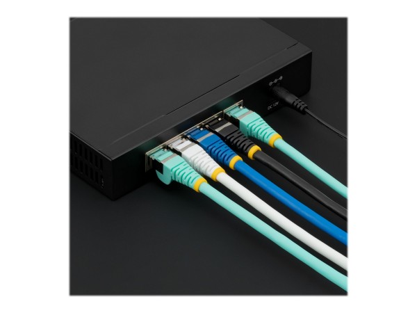 StarTech.com LSZH CAT6a Ethernet Cable - White - Cavo - Rete
