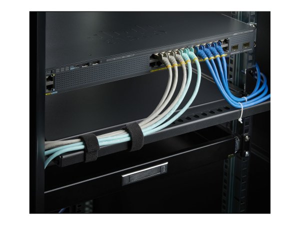 StarTech.com Pannello passacavi montabile a rack 1U con profondità regolabile - Guida di supporto pe