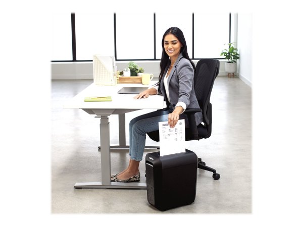 Fellowes LX65 - Triturazione incrociata - 4 cm - 4 x 40 mm - 22 L - Pulsanti - 10 fogli